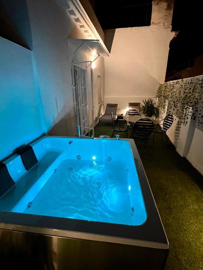 Downtown With Private Terrace & Jacuzzi * Séville